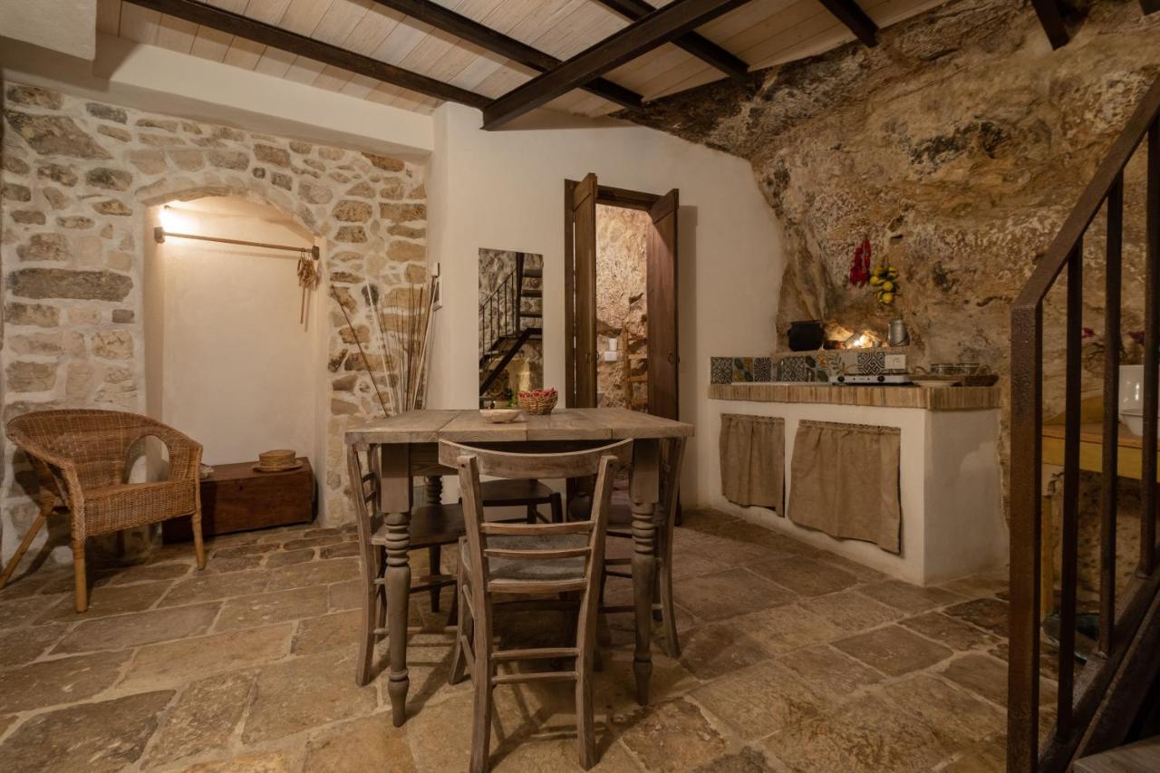Case-Grotte Degli Avi, Esperienza Abitativa In Grotta Modica Extérieur photo