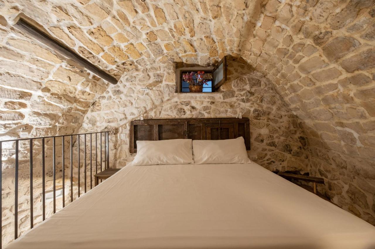 Case-Grotte Degli Avi, Esperienza Abitativa In Grotta Modica Extérieur photo