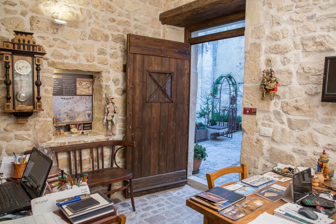 Case-Grotte Degli Avi, Esperienza Abitativa In Grotta Modica Extérieur photo