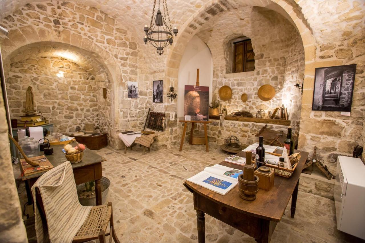 Case-Grotte Degli Avi, Esperienza Abitativa In Grotta Modica Extérieur photo