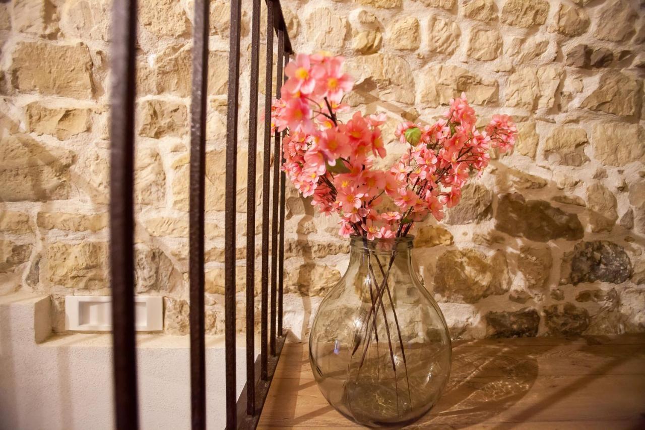 Case-Grotte Degli Avi, Esperienza Abitativa In Grotta Modica Extérieur photo